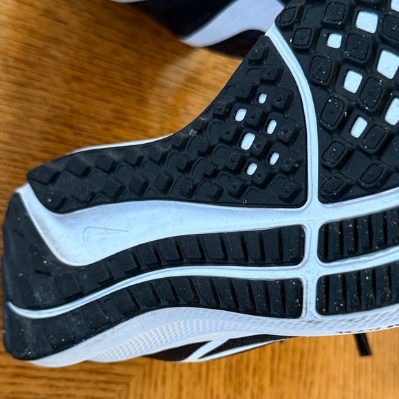 Women’s Nike Pegasus 39 size 8.5 Running Shoes - Picture 12 of 14